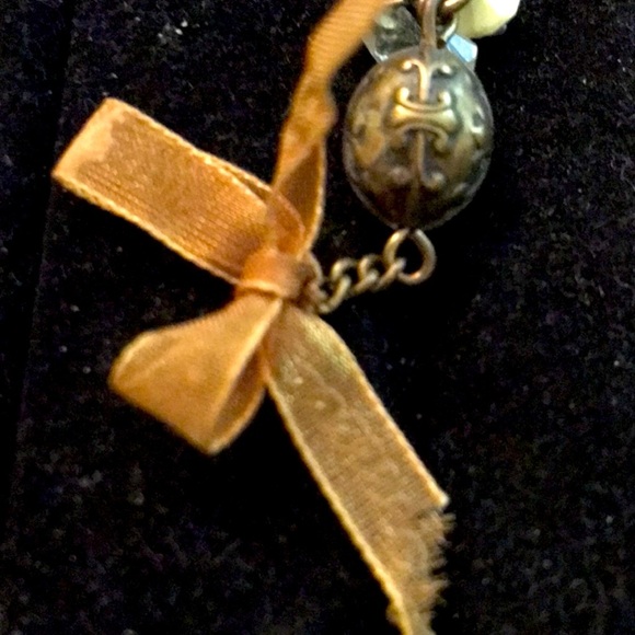 Elegant Brown and Gold Women's Necklace - Picture 4 of 5